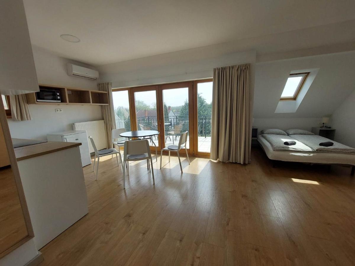 Familia Apartmanhaz Keszthely Buitenkant foto