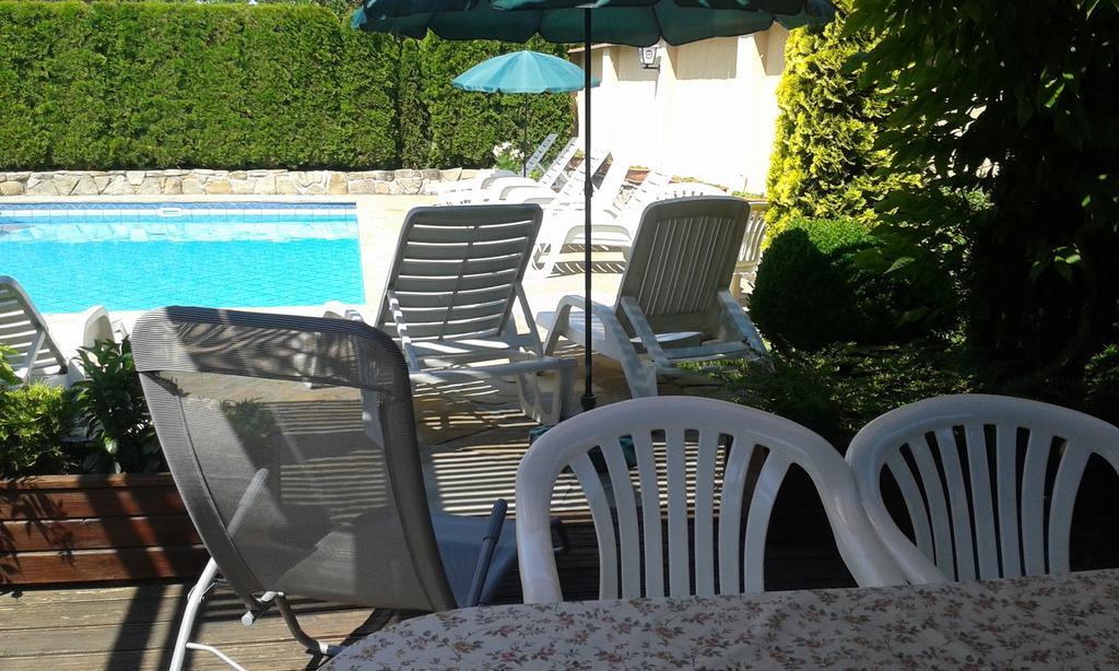 Familia Apartmanhaz Keszthely Buitenkant foto