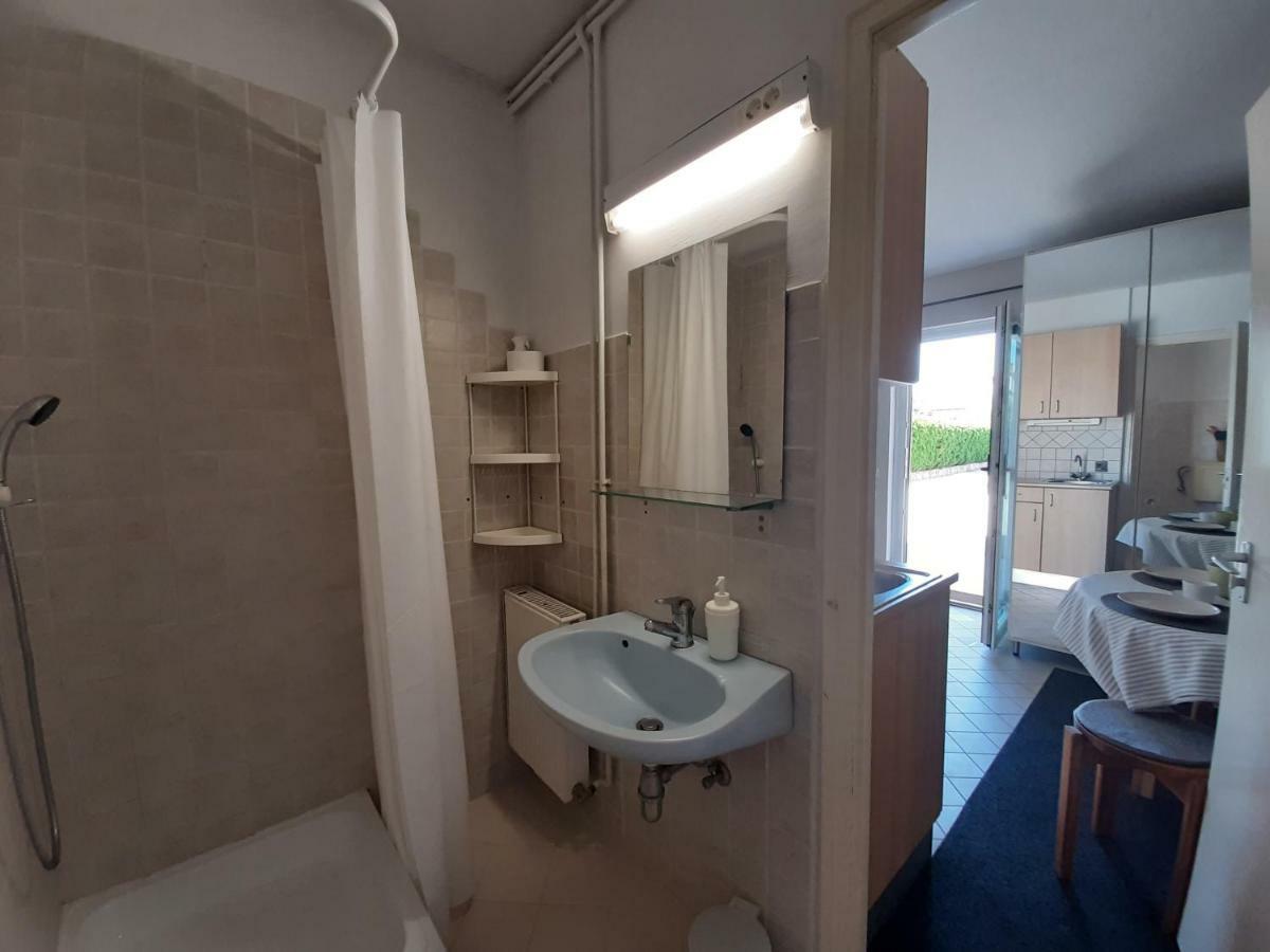 Familia Apartmanhaz Keszthely Buitenkant foto