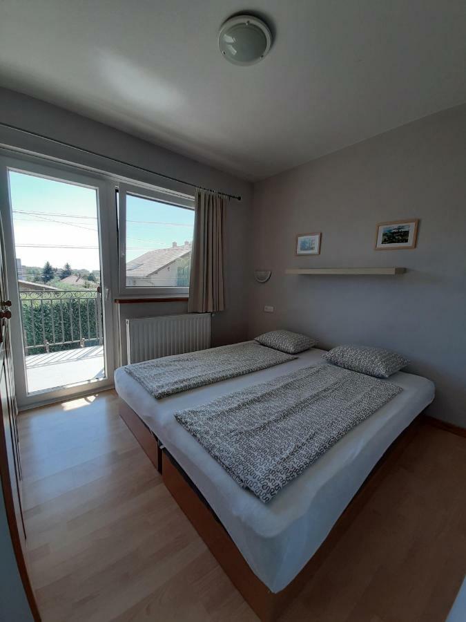 Familia Apartmanhaz Keszthely Buitenkant foto