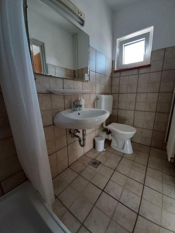 Familia Apartmanhaz Keszthely Buitenkant foto