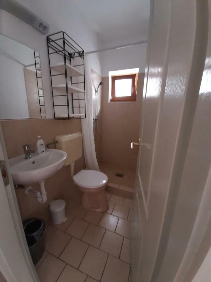 Familia Apartmanhaz Keszthely Buitenkant foto